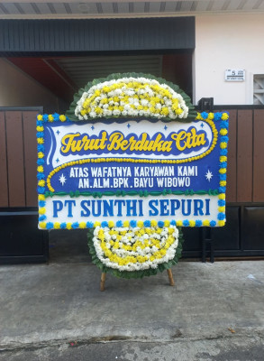 Papan Bunga Duka di Bumi Raya
