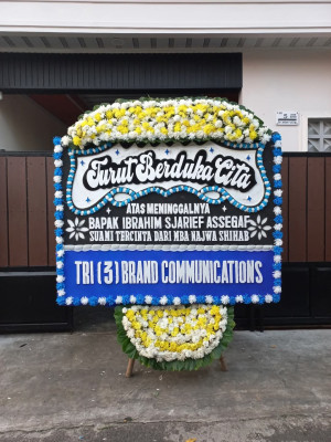 Papan Bunga Duka di Bumi Raya